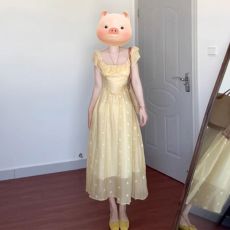 批发法式黄色小飞袖碎花<b class='q'>连衣裙</b>子女夏季2026新款<b class='q'>收腰</b>气质公主度假长裙