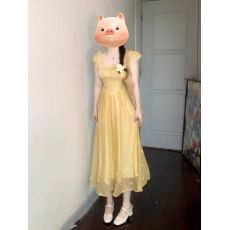 批发法式黄色小飞袖碎花<b class='q'>连衣裙</b>子女夏季2026新款收腰气质公主度假长裙