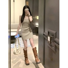 批发天猫抖音质量方领吊带连衣裙夏季女收腰显瘦包臀裙辣妹修身<b class='q'>背心裙</b>