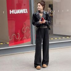 批发2026春季时尚高端流行条纹阔腿裤女爆款松紧腰显瘦显高拖地休闲裤