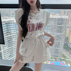 批发夏季一整套穿搭<b class='q'>短裤</b>两件套女小个子大码胖mm显瘦遮肉套装<b class='q'>新款</b>