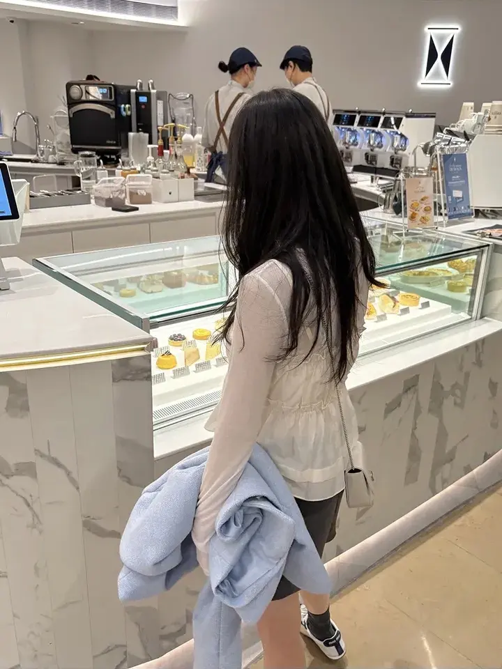 러플 리본 끈 민소매 탑 상세 이미지 4