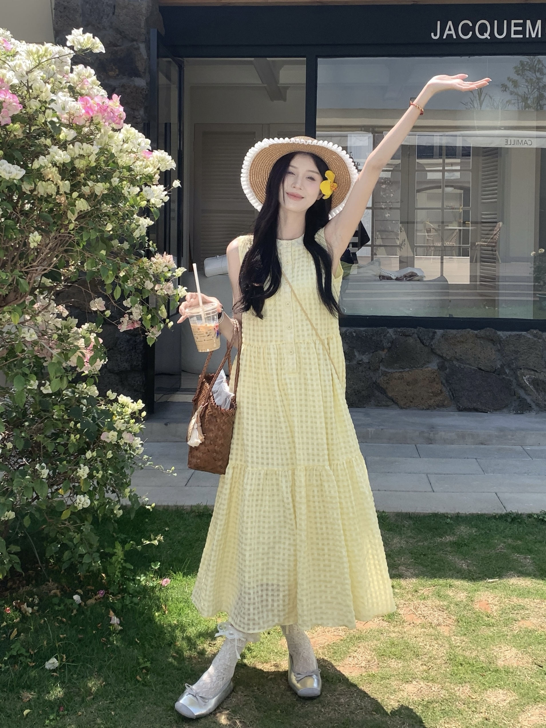 실사 황색 체크무늬 민소매 드레스 여름 중간 길이 루즈핏 휴가 바람 체크무늬 조끼 여성 드레스