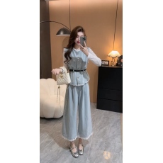 批发春夏新款淑女风百搭长袖打底+蕾丝边背心牛仔+牛仔<b class='q'>七分</b>裤