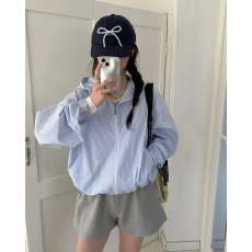 批发现*<b class='q'>甜美</b>蝴蝶结绣花条纹带帽防晒风衣外套