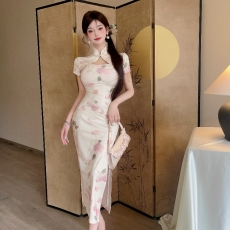 批发实拍   <b class='q'>复古</b>民国风新中式改良旗袍礼服开叉修身包臀连衣裙女