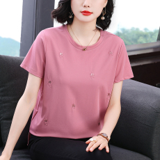 批发<b class='q'>妈妈装</b>圆领短袖体恤女中年妈妈宽松大码绣花上衣