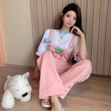 批发实拍学生小清新粉色草莓奶系<b class='q'>背带裤</b>女2025新款阔腿裤女小个子套装