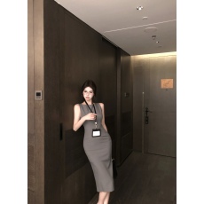 批发实拍实价！夏季职场海妖风灰色一字领中长款连衣裙女收腰通勤裙子