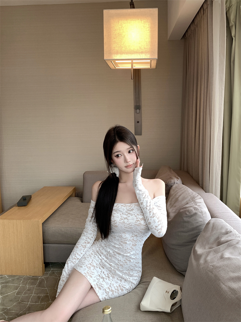 실사 오프숄더 화이트 레이스 타이트 스커트