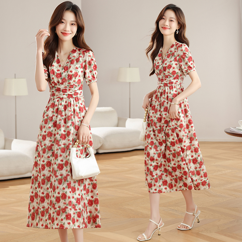 RY308# 实拍 法式复古碎花连衣裙新款甜美设计感外海边度假风收腰显瘦