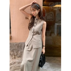 批发ins<b class='q'>韩国</b>东大门法式气质御姐范修身法式无袖马甲 +半身裙<b class='q'>套装</b>