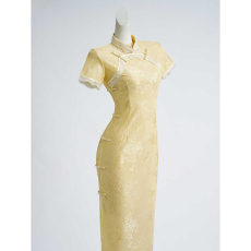 批发黄色<b class='q'>旗袍</b>女新中式双襟2026新款<b class='q'>夏季</b>改良年轻款少女高级感气质裙子