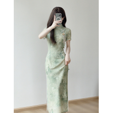 批发全包边旗袍2026新款绝美夏季少女国风改良版新中式绿色连衣裙日常