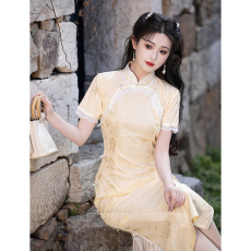 批发黄色<b class='q'>旗袍</b>2026新款高考<b class='q'>夏季</b>改良年轻款少女素雅复古新中式日常可穿