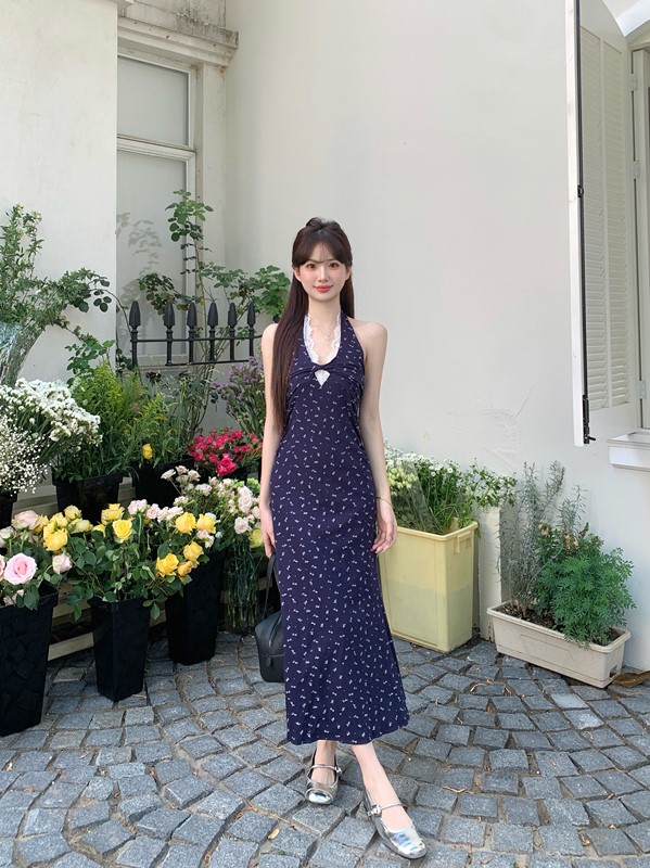 실사 슬립 여성 드레스 여름 2026 새로운 꽃무늬 프랑스식 행침 목 허리 수축 슬림해 보이는 롱 스커트 품격 치마