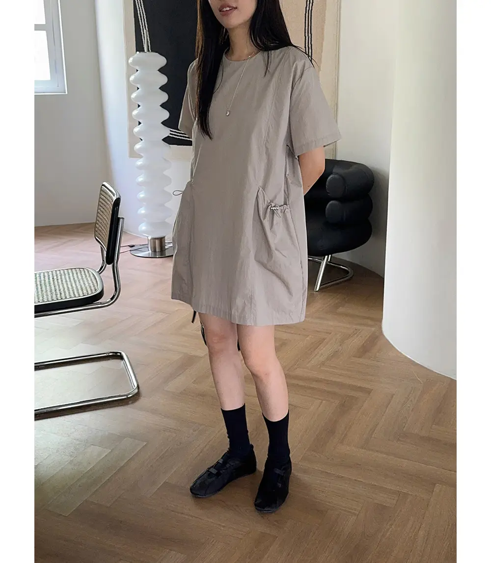 라운드넥 루즈핏 대포켓 원피스 상세 이미지 22