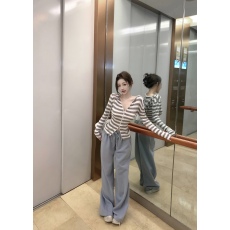 批发实拍 纯欲韩系慵懒感<b class='q'>条纹</b>修身连帽针织上衣+蓝色阔腿运动卫裤长裤