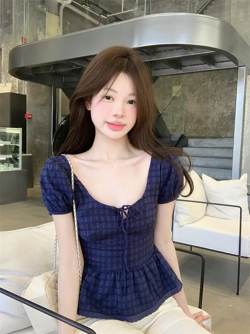 로맨틱 프렌치 스타일 슬림 스퀘어넥 블라우스