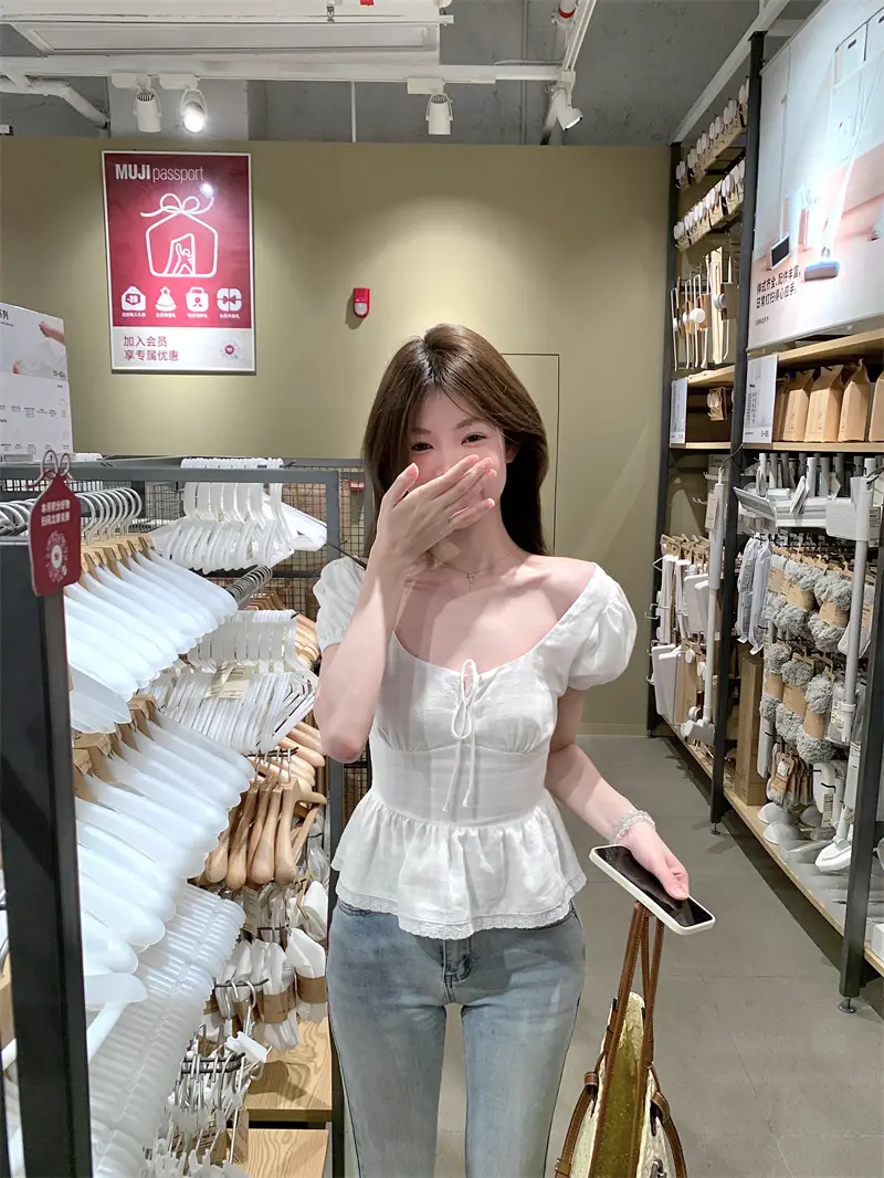 로맨틱 프렌치 스타일 슬림 스퀘어넥 블라우스 상세 이미지 14