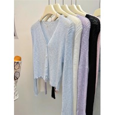 批发蓝色冰丝薄款<b class='q'>针织衫</b>防晒衫女夏季2026新款搭配吊带<b class='q'>开衫</b>小披肩外搭