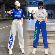 批发实拍 2025<b class='q'>爵士舞</b>露脐显瘦宽松减龄演出服体操服街舞超酷套装