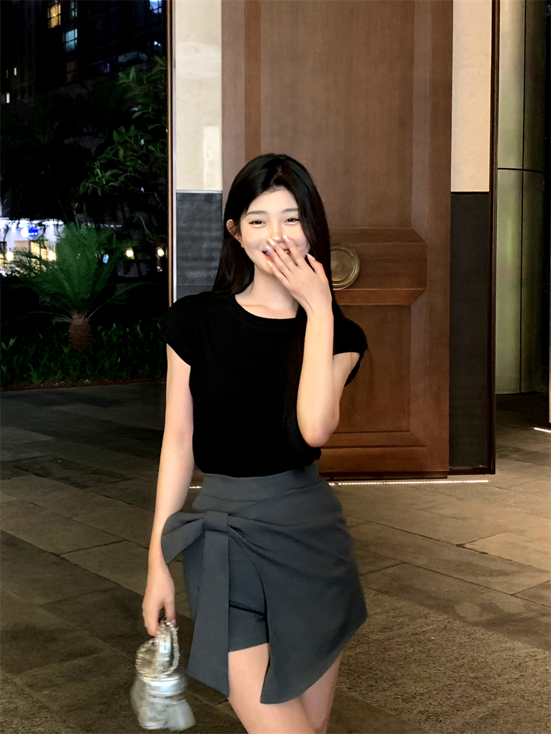 FA24678# 洋气短袖T恤女设计感小众上衣蝴蝶结高腰a字短裤裙两件套 服裝批發女裝批發服飾貨源