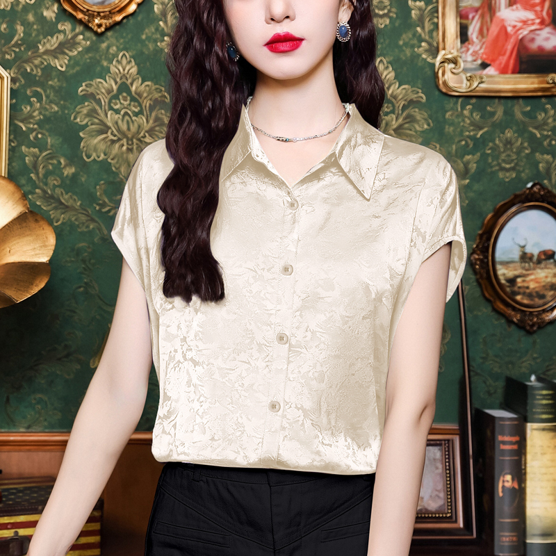 새로운 실사 2026 여름 신제품 항구 바람 시안 실크 새틴 자카드 아름다운 연령 감소 여성 Feifei 소매 셔츠