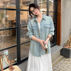 批发实拍好质量浅色牛仔衬衫女外套早春长袖复古叠穿内搭衬衣上衣