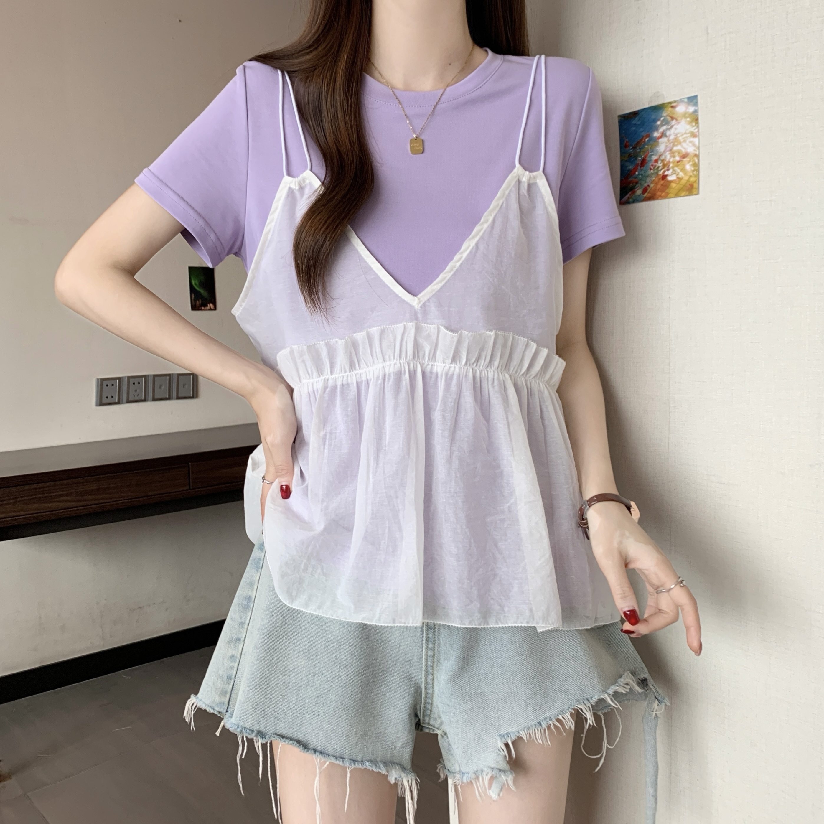 大码女装夏新款时尚简约吊带背心...