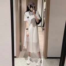 批发气质减龄刺绣百褶裙子<b class='q'>欧洲站</b>夏2026新款欧货宽松显瘦T恤<b class='q'>连衣裙</b>女