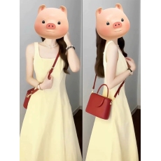 批发法式气质黄色吊带连衣裙女<b class='q'>夏</b>2026新款海边度假小个子a字收腰长裙
