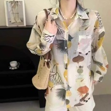 批发春夏花卉印花衬衫设计感休闲宽松百搭oversize时尚防晒衣女外套