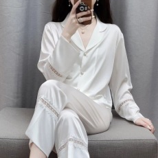 批发轻奢简约睡衣女春夏季长袖白<b class='q'>色</b>衬衫直播推荐家居服套装可外穿