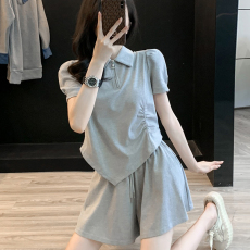 批发灰色<b class='q'>休闲</b>运动短袖套装女夏季时尚网红炸街俏皮活泼阔腿<b class='q'>短裤</b>两件套