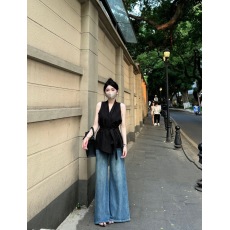 批发夏季新款设计感绑带无袖<b class='q'>背心</b>百搭显瘦上衣+高腰<b class='q'>牛仔</b>裤拖地裤套装