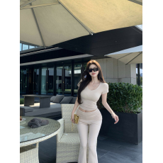 批发实拍 实价 韩国嗲嗲小姐 <b class='q'>修身</b>收腰短袖T恤套<b class='q'>装</b>女低腰喇叭<b class='q'>裤</b><b class='q'>两件套</b>