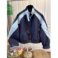 批发运动风立领撞色棒球服短外套女冲锋衣时尚宽松<b class='q'>百搭</b>夹克春秋款2026