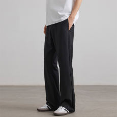 批发实拍2025<b class='q'>春</b>夏新款弯刀微喇廓形TR面料垂感抗皱517立体西裤男潮