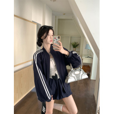 批发实拍实价~盐系运动休闲宽松棒球外套女春+撞色<b class='q'>蓬蓬</b>花苞短<b class='q'>裙套装</b>