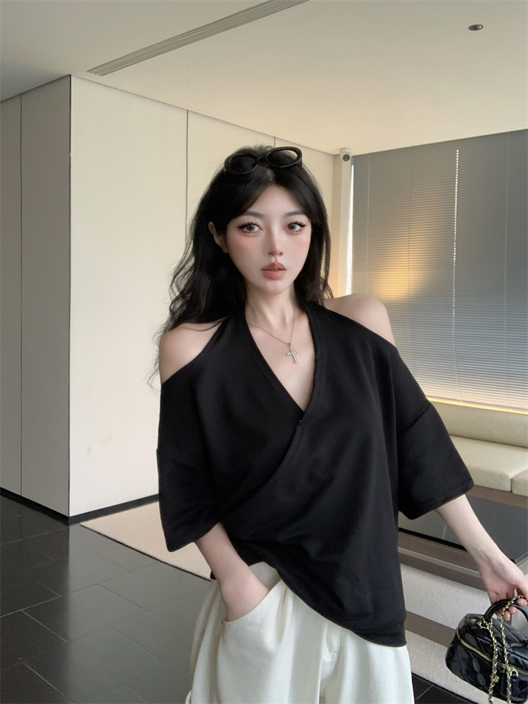 FA31836# 辣妹网红纯色洋气宽松挂脖露背短袖T恤女