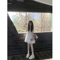 批发实拍实价#超重工法式<b class='q'>蕾丝</b>拼接背心连衣裙女气质韩系叠穿a字短裙