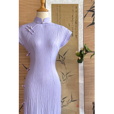 批发紫色日常<b class='q'>旗袍</b>2026新款新中式高端修身百搭包肩袖连衣裙民国大小姐