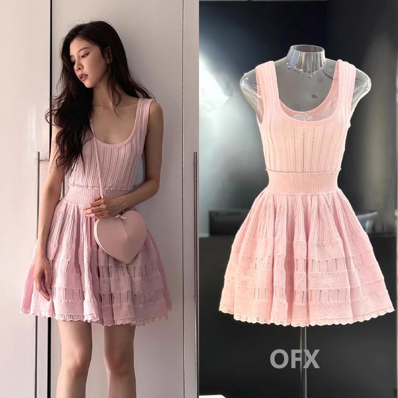 송 웨이 페이 Ouyang 나나 같은 단락 핑크색 민소매 슬립 드레스 허리 수축 슬림해 보이는 니트 조끼 스커트 미니 스커트 여성