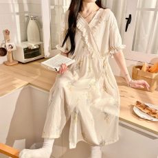 批发云朵棉长袖月子裙待产裙孕妇连衣裙产后哺乳裙月子服家居+哺乳