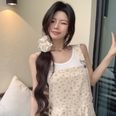 批发日系可爱清纯风奶huhu<b class='q'>背带裤</b>女2025夏季连体宽松全棉牛仔长裤套装