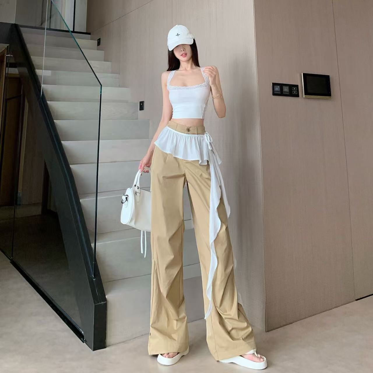 FA26988# 辣妹风屁帘工装休闲裤女春夏新款不规则裙摆花边宽松时尚休闲裤潮 服裝批發女裝批發服飾貨源