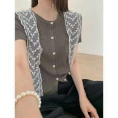 批发韩系蕾丝披肩短袖针织衫女夏季设计感气质减龄显瘦百搭冰丝上衣潮