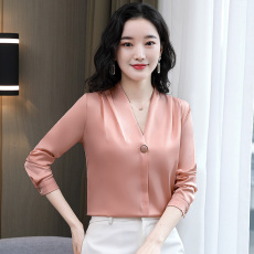 批发实拍衬衫女长袖2026春装<b class='q'>女士</b>职业气质V领纯色衬衣洋气桑蚕丝上衣