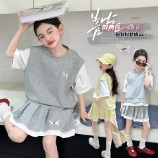 批发<b class='q'>女童</b>连<b class='q'>衣裙</b>夏装2026新款洋气儿童学院风拼接<b class='q'>短袖</b><b class='q'>套装</b>女孩夏季短裙